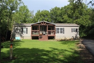 Building Photo - 414 Massengale Rd