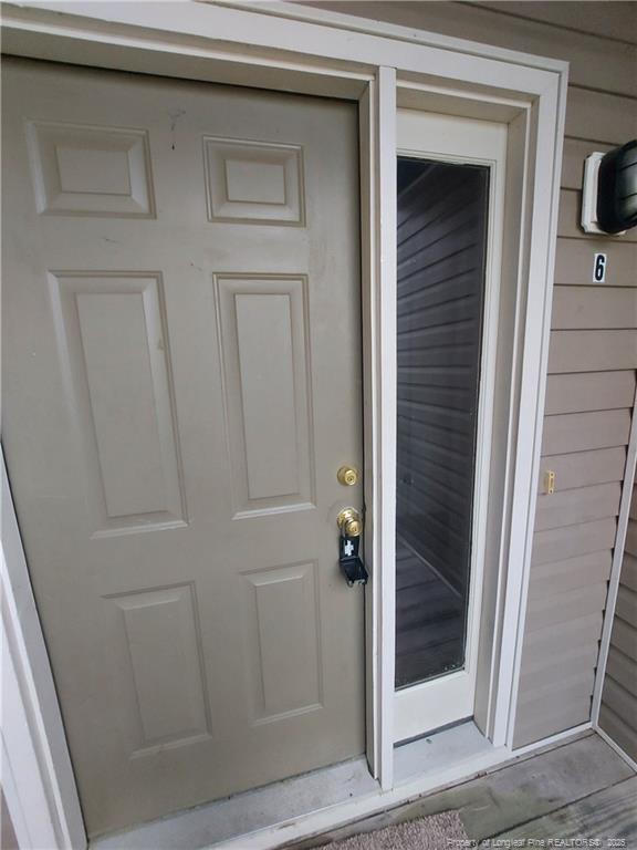 Building Photo - 661 Bartons Landing Pl