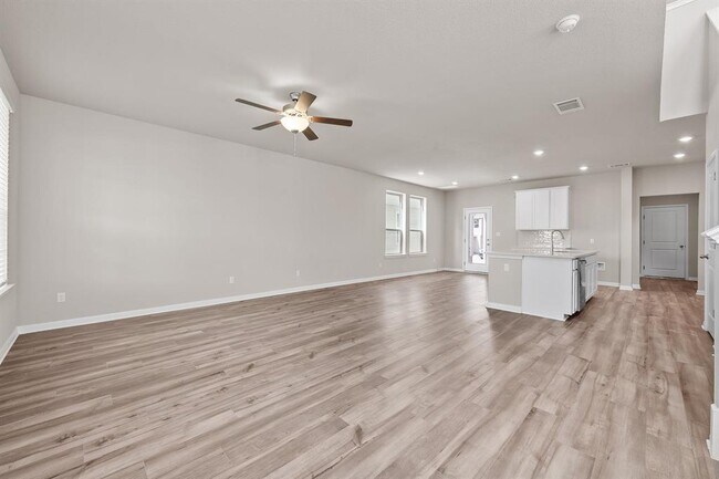 Building Photo - 1009 Lone Peak Wy
