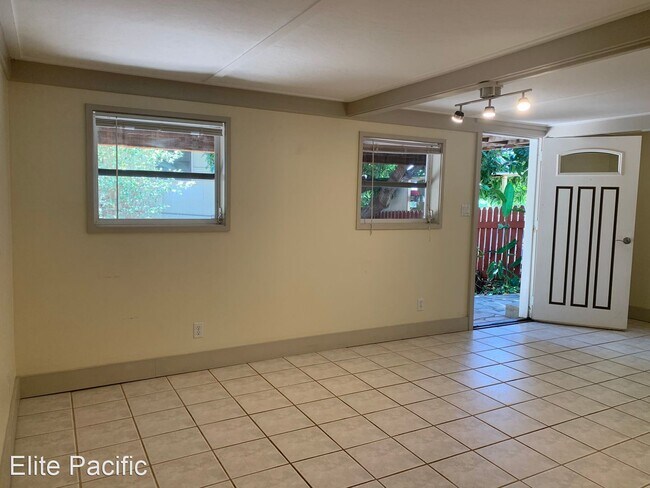 Building Photo - 1 br, 1 bath House - 707 18th Avenue  Down...