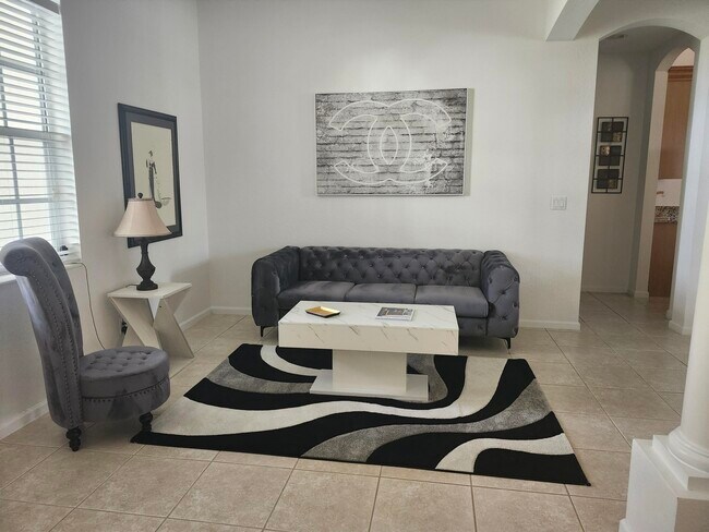 Foto del edificio - 11727 Paradise Cove Ln