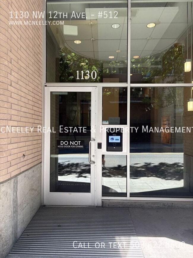 Building Photo - 1130 NW 12th Ave