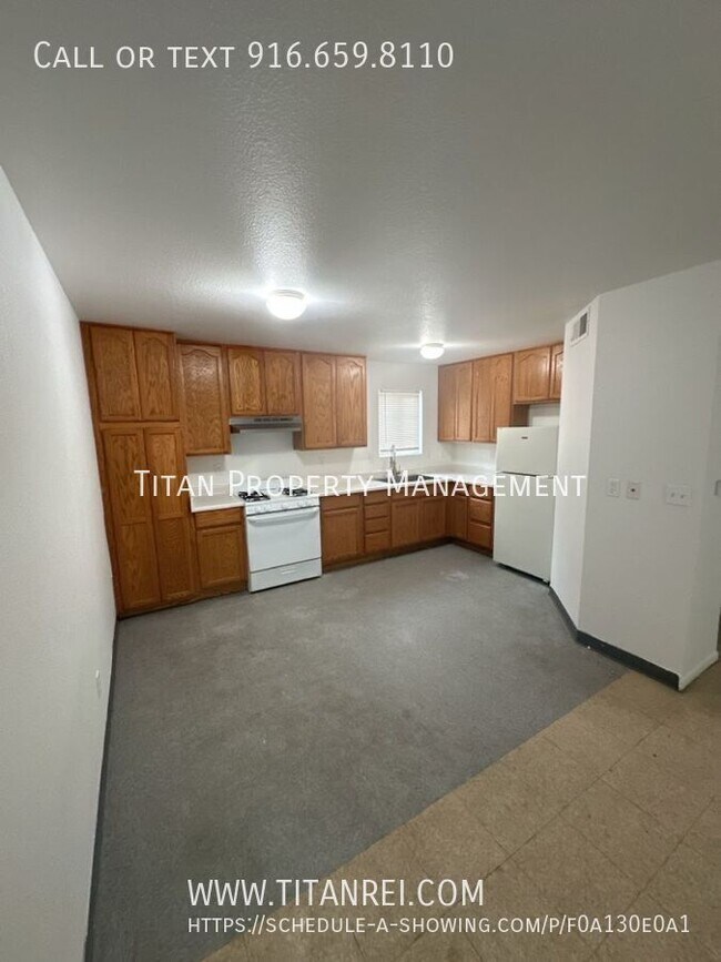 Foto del edificio - 3736 Astoria St