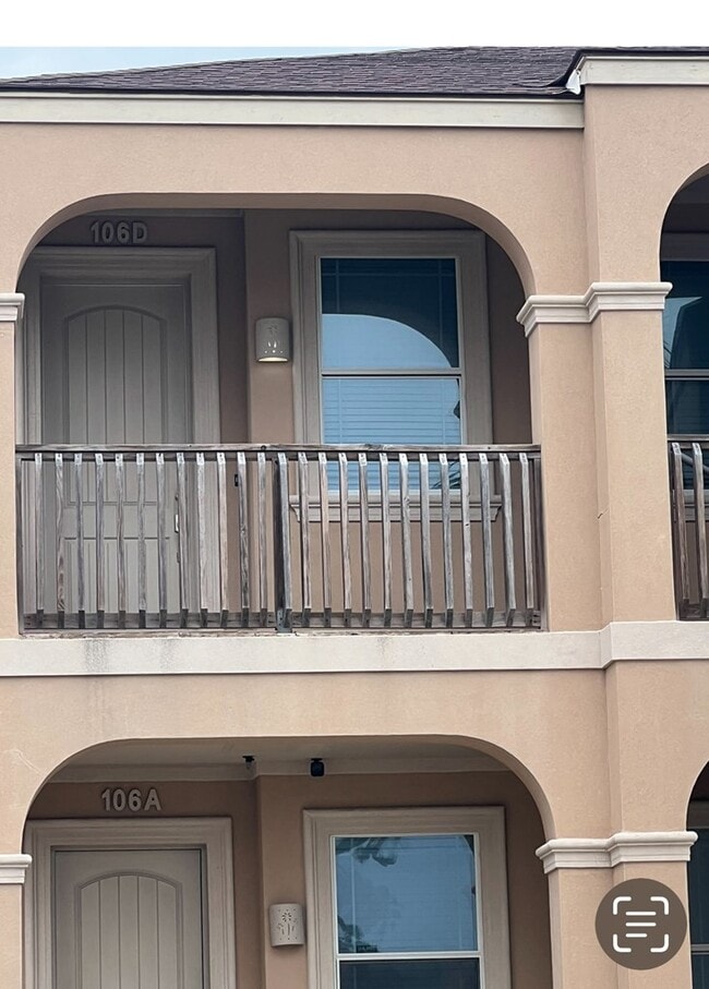 Building Photo - 106 W Capricorn Dr