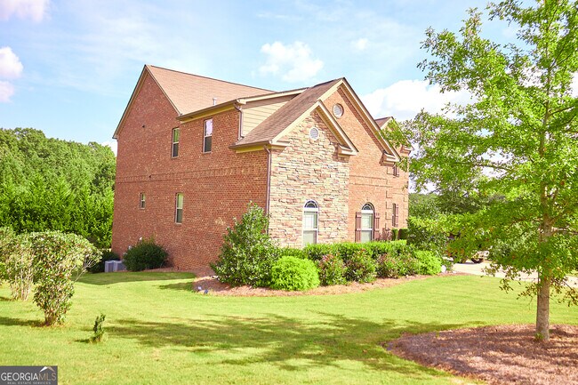 Building Photo - 104 Eastin Rd