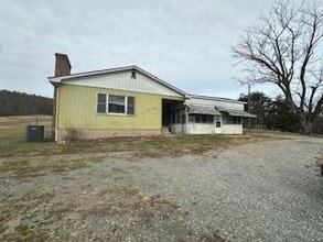 Building Photo - 969 Beech Mountain Rd