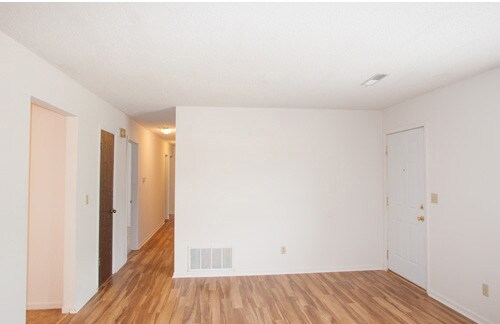 Sala de estar - 706 Lee St