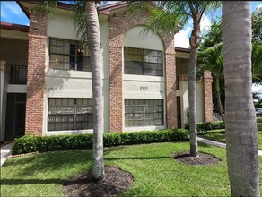 Building Photo - 8033 Aberdeen Dr