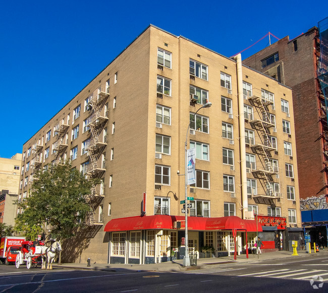 401 - 409 CON 56th St - Stonehenge House