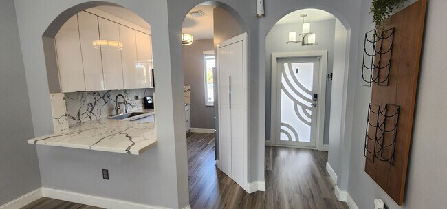 Foto del edificio - 640 SE 1st St