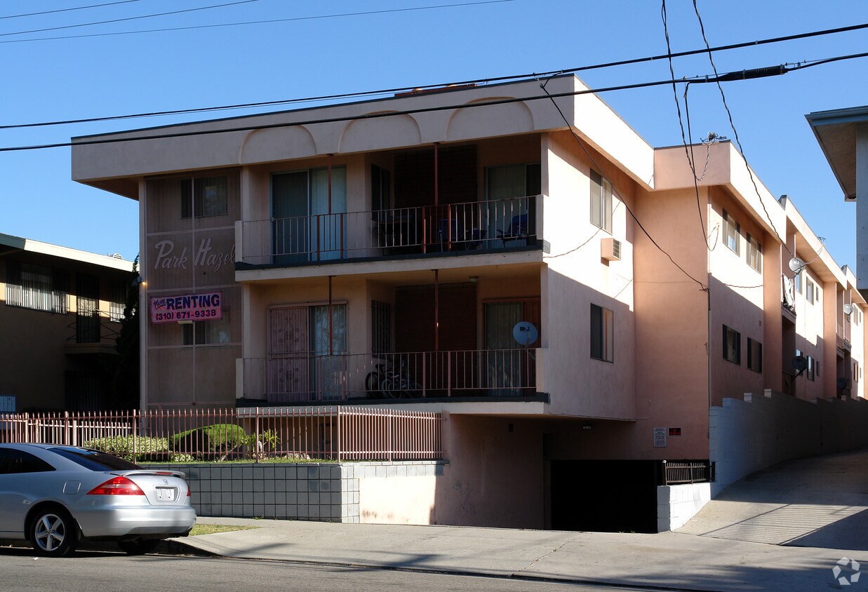 Building Photo - 531 E Hazel St