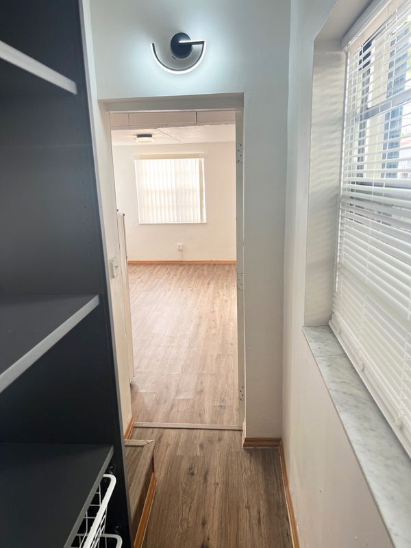Foto del edificio - 705 NE 87th St