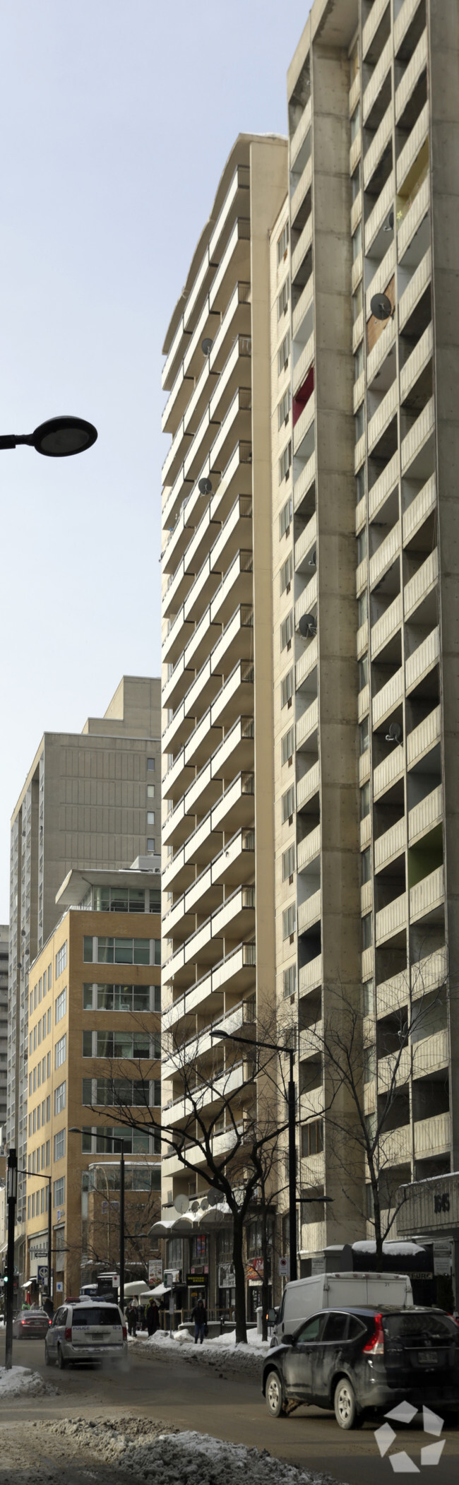 Building Photo - Le Chomedey Maisonneuve