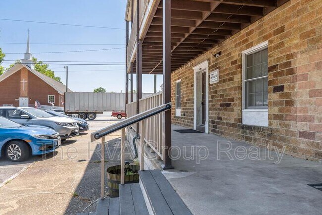Foto del edificio - 3807 Woodlawn St