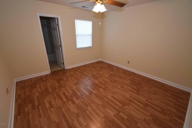 Foto del edificio - 2009B Shadowood Ct