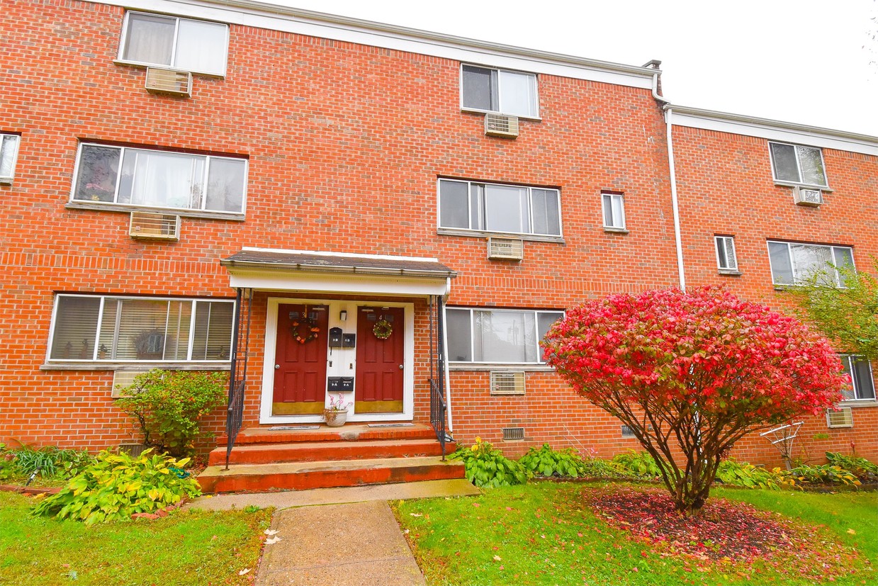 Primary Photo - 333 Bellevue Ave