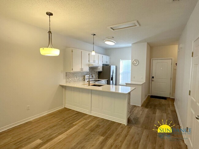 Building Photo - 2817 Bay Club Dr