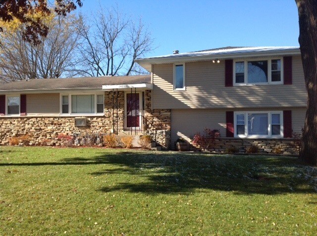 Primary Photo - 14004 Marybrook Dr
