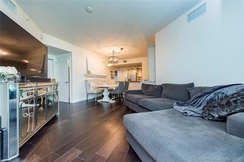 Building Photo - 1830 Radius Dr