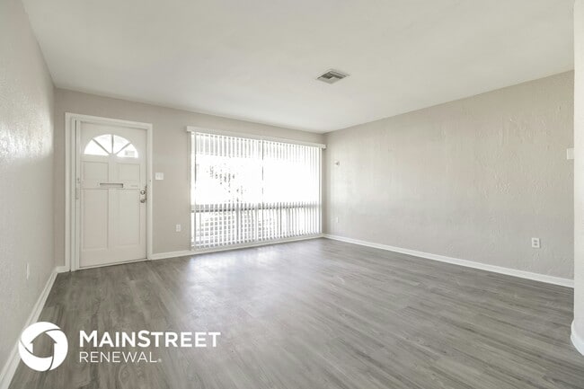 Building Photo - 1625 Rosedale St
