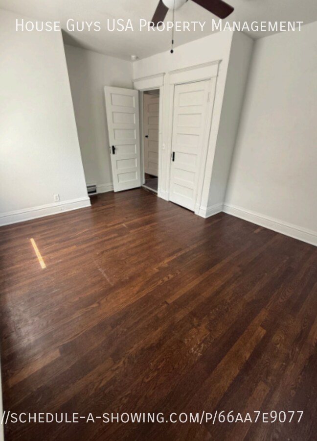 Foto del edificio - 3939 Troost Ave
