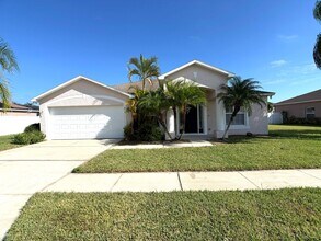 Building Photo - 310 White Ibis Ln
