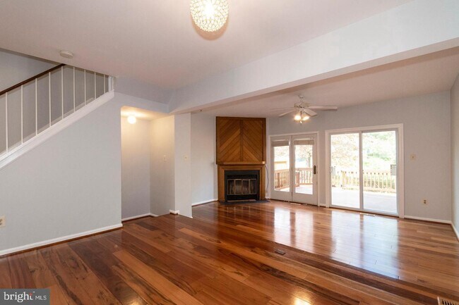 Building Photo - 3808 Swan House Ct