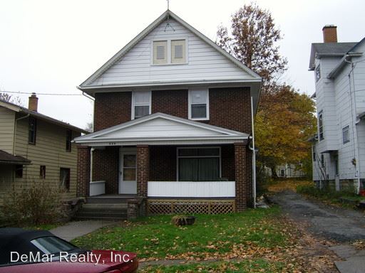 Primary Photo - 239 E Chalmers Ave