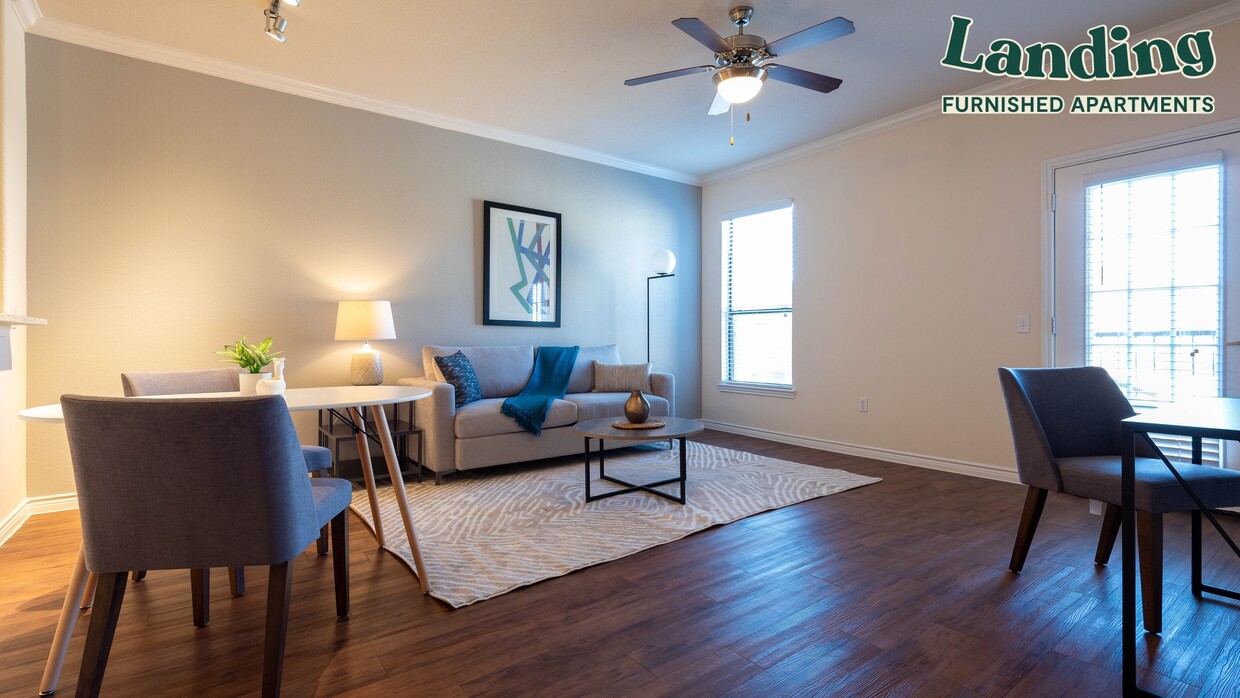 Foto principal - 9900 McNeil Dr