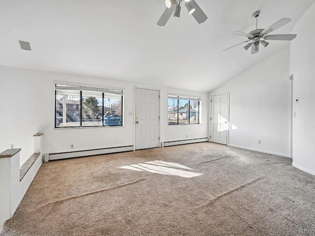 Foto del edificio - 9020 Clay St