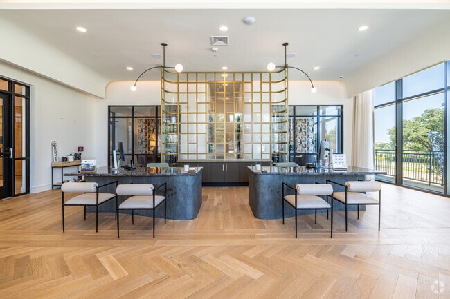 Lobby Photo - Presidium Valley View