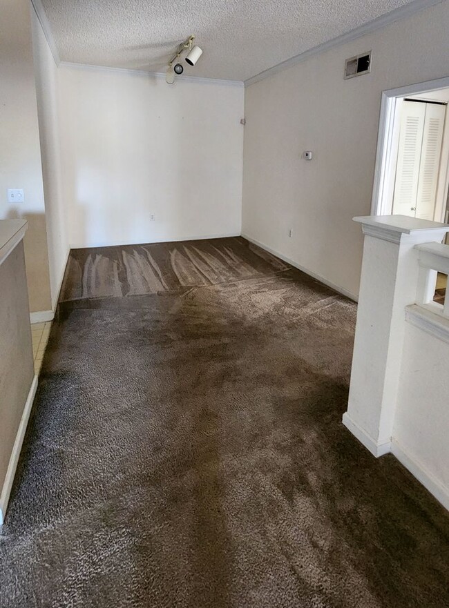Building Photo - Gated Community located in Sanford/Lake Ma...