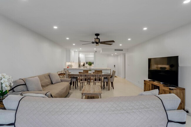 Foto del edificio - 401 Briny Ave