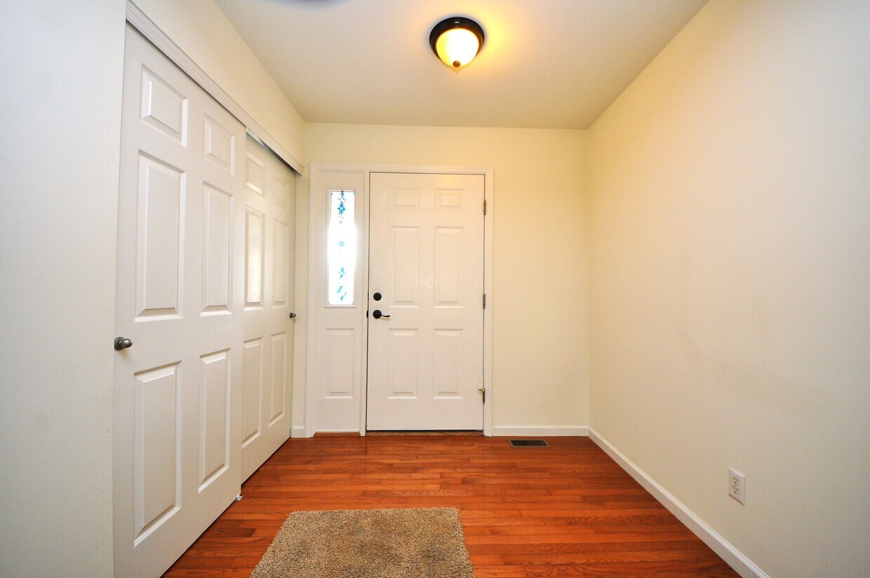 131 Choctaw Dr, Wentzville, MO 63385 House Rental in Wentzville, MO