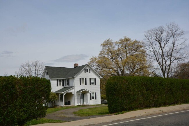 Foto del edificio - 99 Bayview Ave