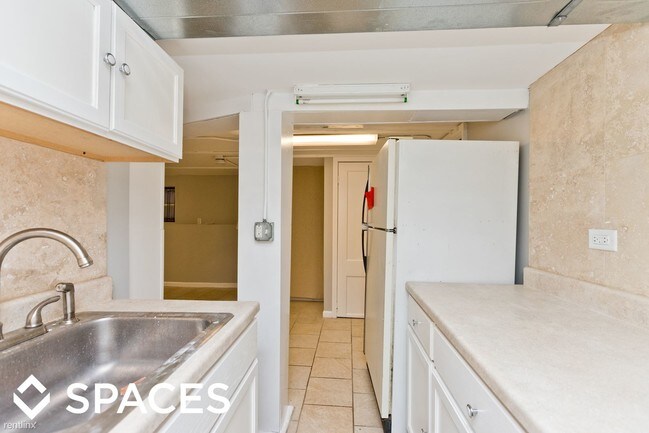 Foto del edificio - 827 W Aldine Ave