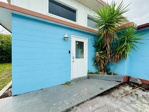 Building Photo - 164 Tradewinds Dr NW