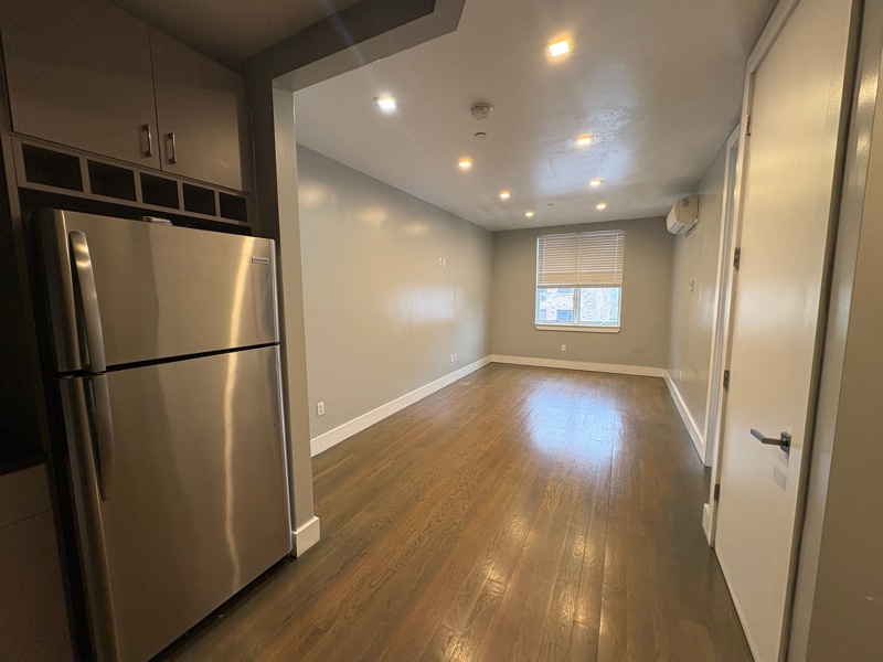 Photo - 532 E 142nd St (The Bronx, NY)