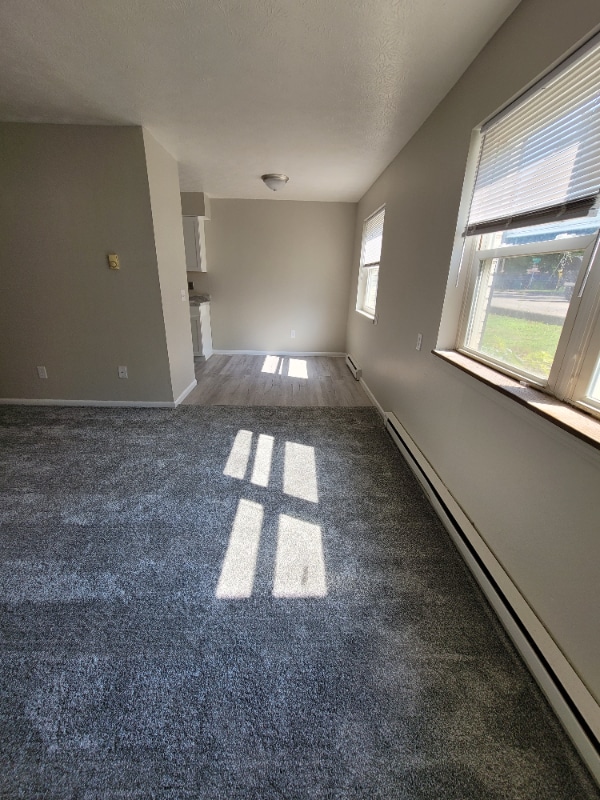 Foto principal - 1819 Miles Ave NW