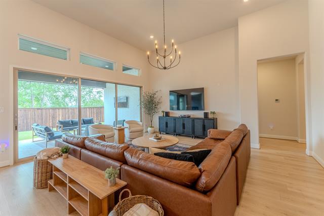 Foto del edificio - 2309 Juniper Ln