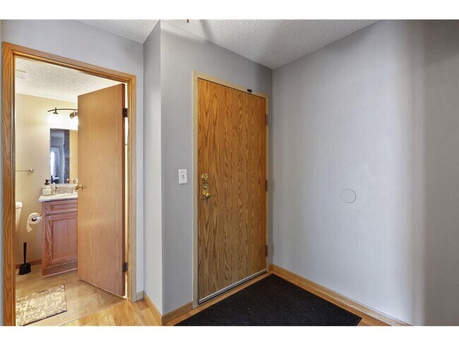 Foto del edificio - 78 10th St E