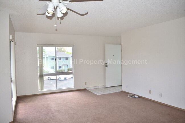 Foto del edificio - Mililani Parkway 2/1/2 Townhome