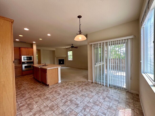 Foto del edificio - 10136 Lavelli Way