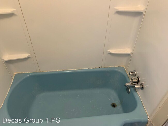 Foto del edificio - 3 br, 1 bath House - 5616 Camden Avenue
