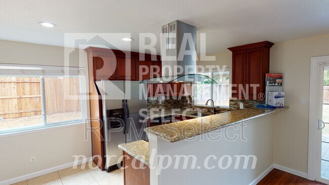Building Photo - 8700 Sturgeon Way