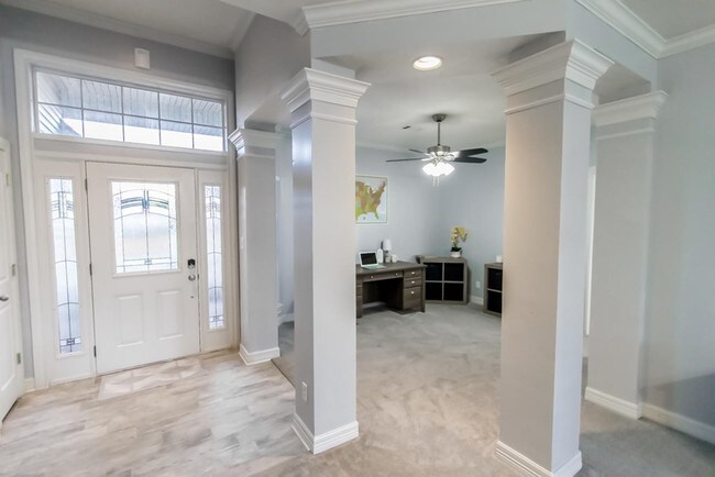 Building Photo - 4518 Stevewood Dr
