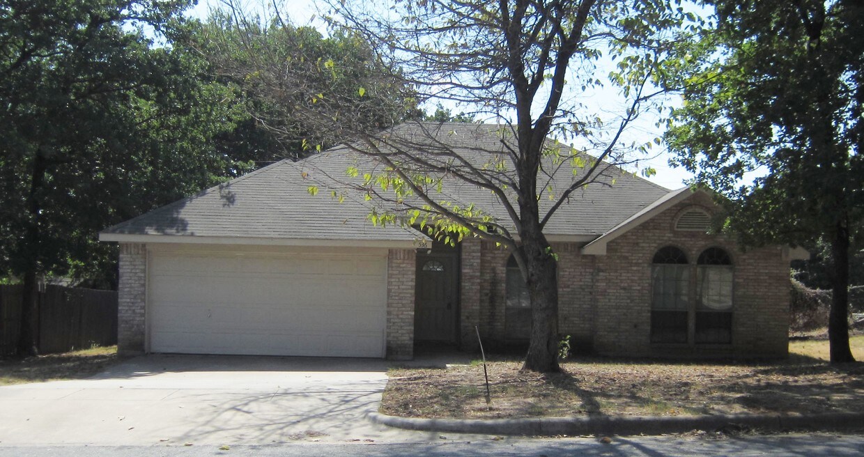 536 Inwood Rd, Azle, TX 76020 House Rental in Azle, TX