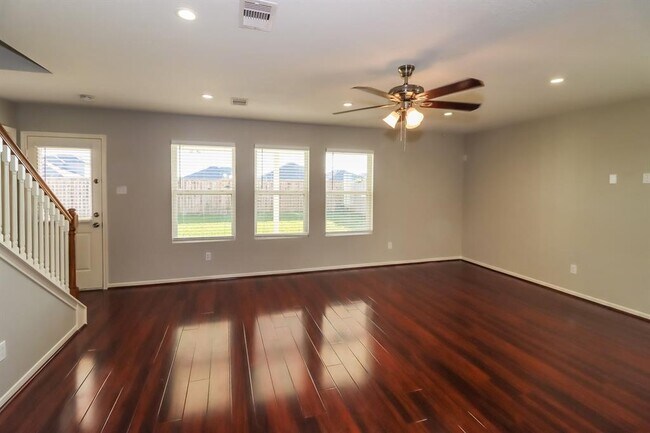 Foto del edificio - 8110 Rosemary Drive
