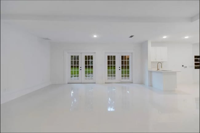Building Photo - 5240 Alleman Dr