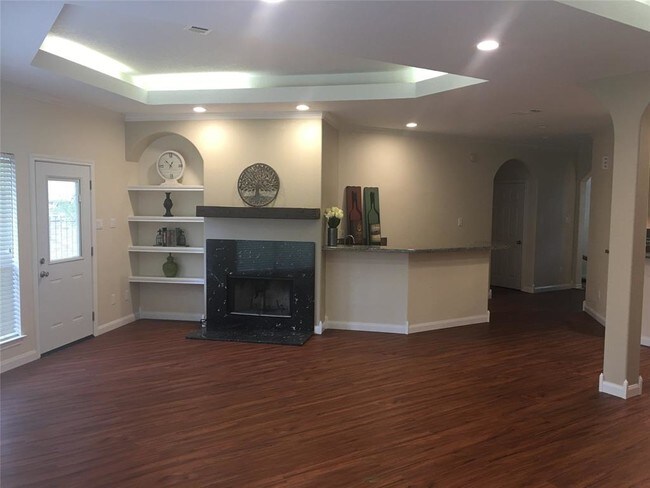 Building Photo - 3122 Hemingway Dr